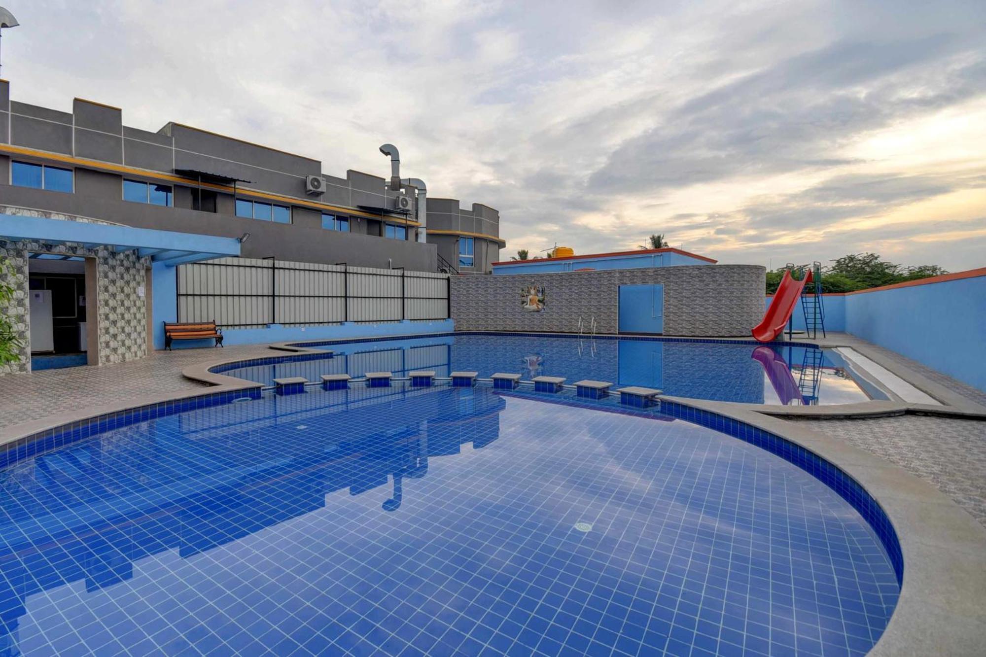 Collectipn O Pradee Queen Resort Čennai Exteriér fotografie